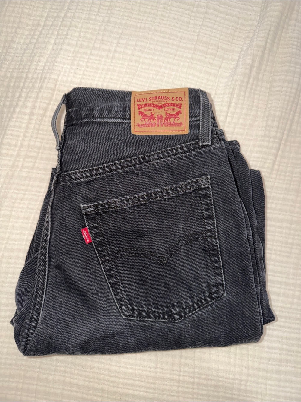 Levi's Women’s ‘94 Baggy Straight-Leg Jeans